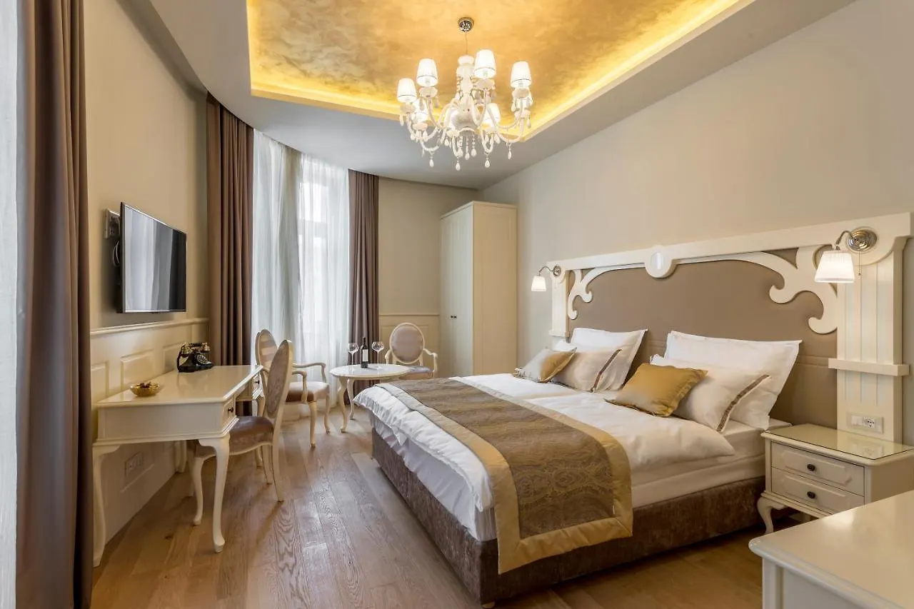 Guest house Royal Piazza Hotel Split
