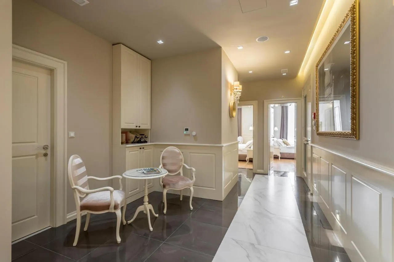 Royal Piazza Hotel Split Guest house